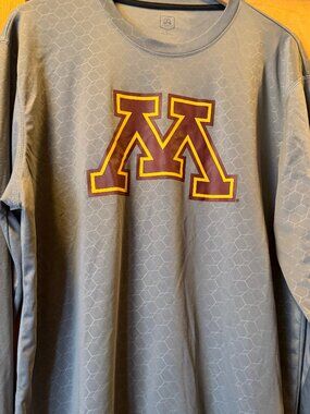 Men's Under Armour Long-sleeved University of Minnesota XL Sport Tech